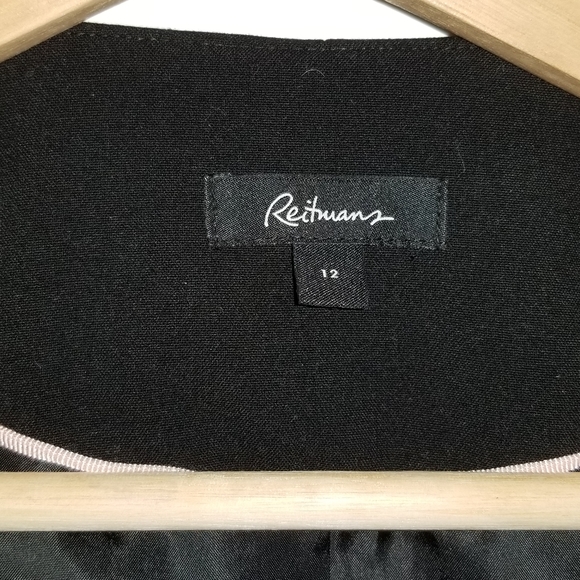 Blazer - Picture 2 of 2